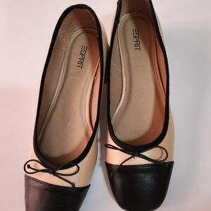 Esprit Beige and Black Cap-Toe Ballet Flats with Bow